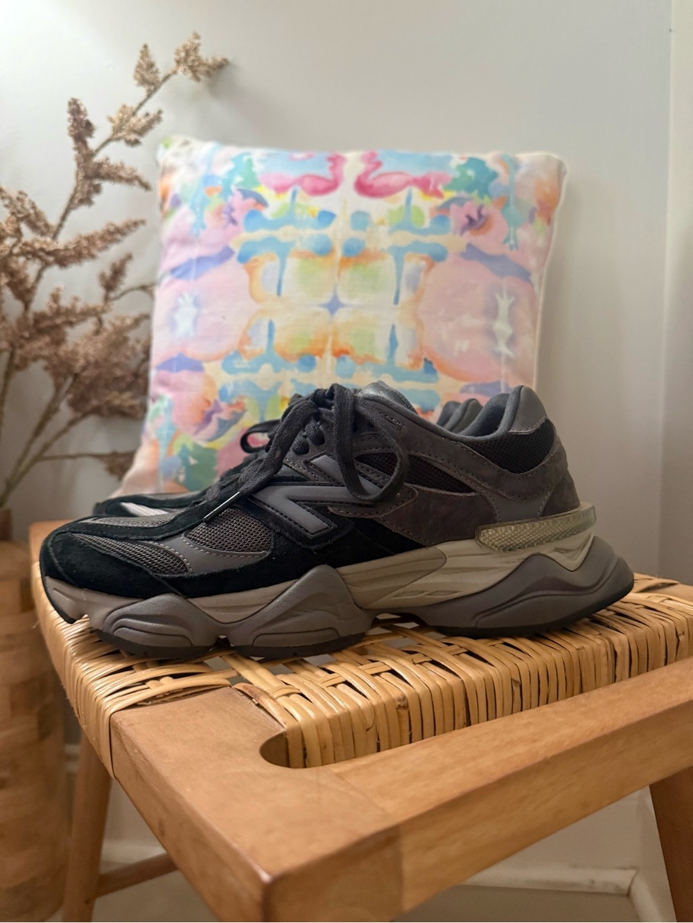 New Balance 9060 Black Castlerock U9060BLK Women’s 8 Men’s 6.5 Sneakers